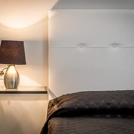 Travel Habitat Atico Comedias 3* Valencia